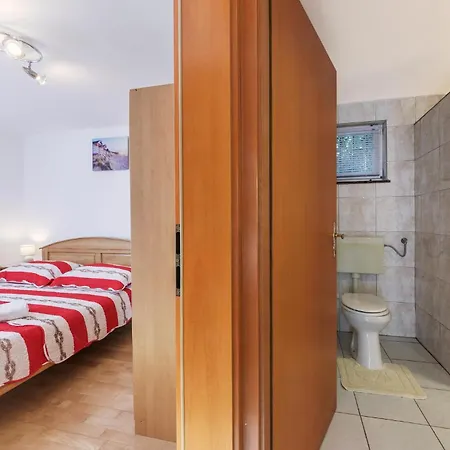 Apartment Lovely In With Wifi Pavicini